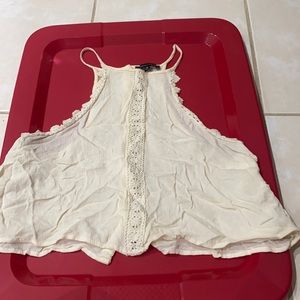 Kendall & Kylie crop top